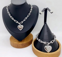 Stainless steel jewelry necklace earring Bracelet set Wholesale